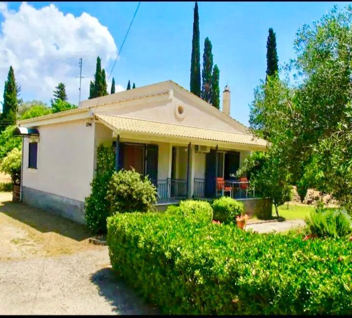 Villa Eirini'S House Corfu à Kynopiástai Extérieur photo